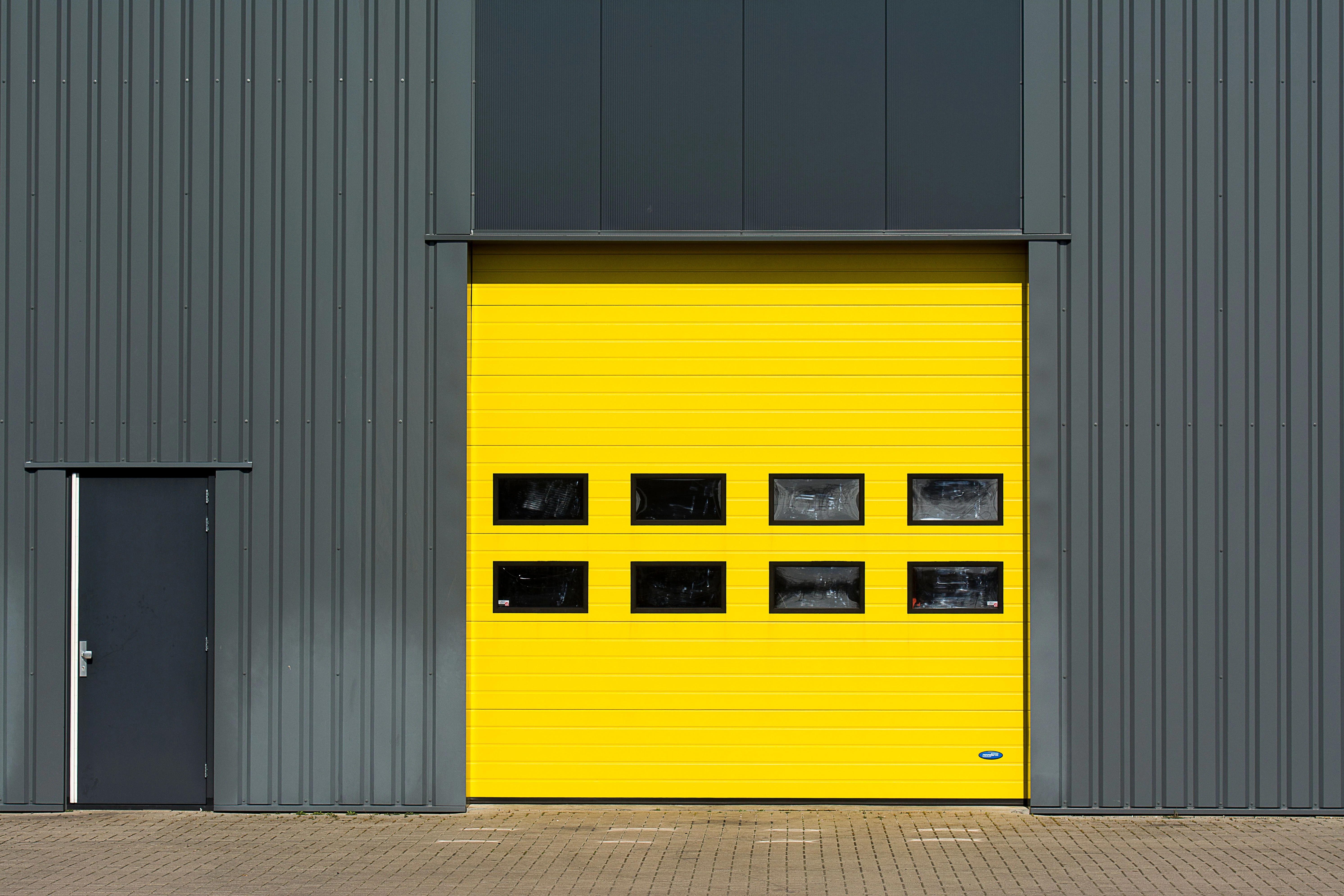 Residential garage door in Temecula
